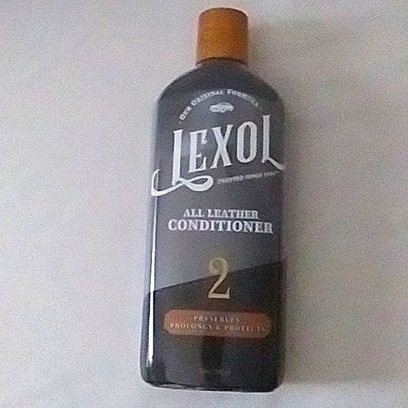 Lexol Leather Conditioner Made in USA Trusted Since 1933 Original Formula 16.9oz - Picture 2 of 8